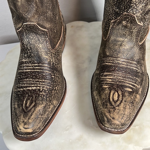 Roper Womens Dusty Distressed Snip Toe Casual Boots Ankle Low Heel 1-2 - Picture 3 of 16